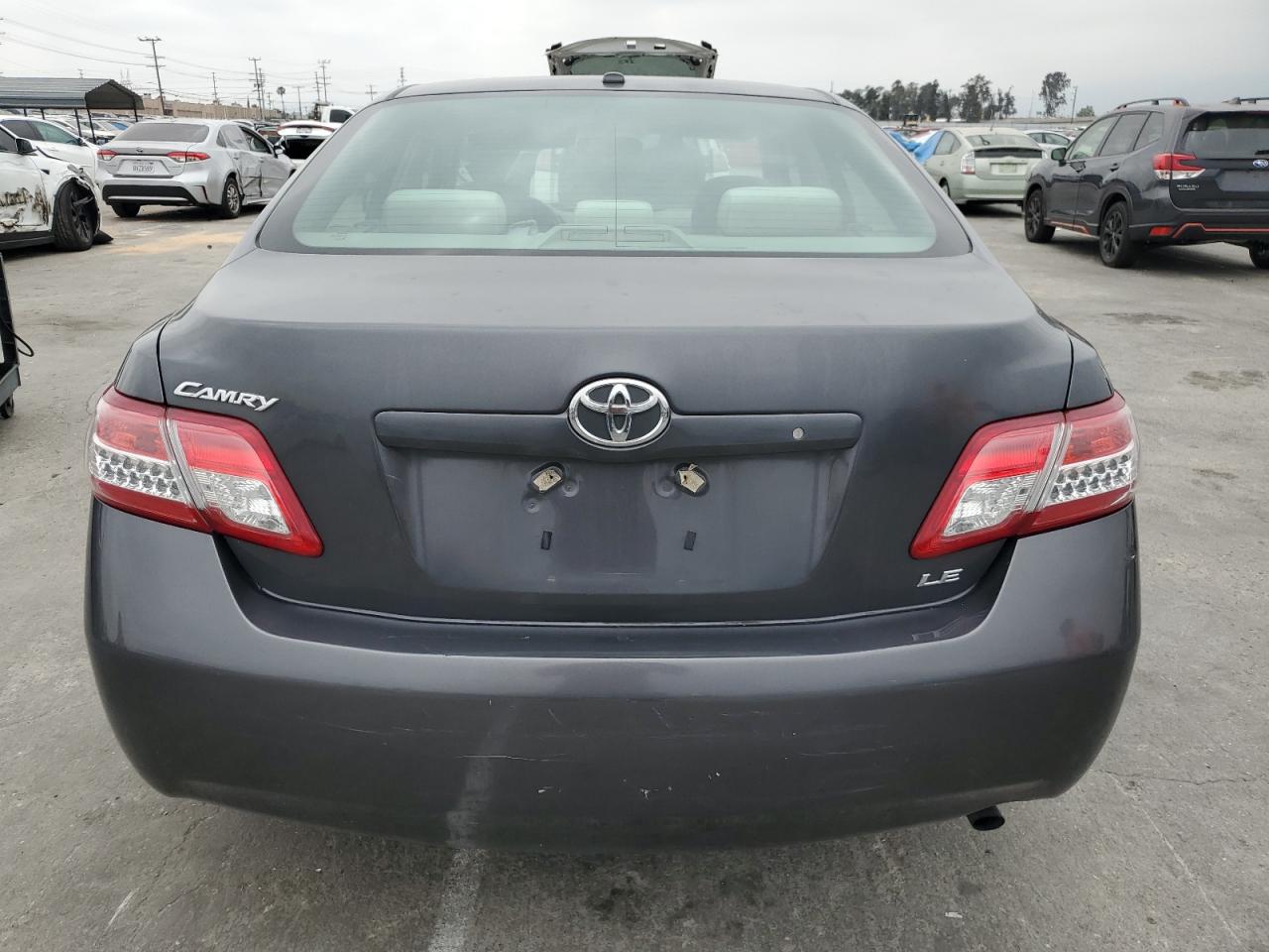 4T1BF3EK4BU208778 2011 Toyota Camry Base