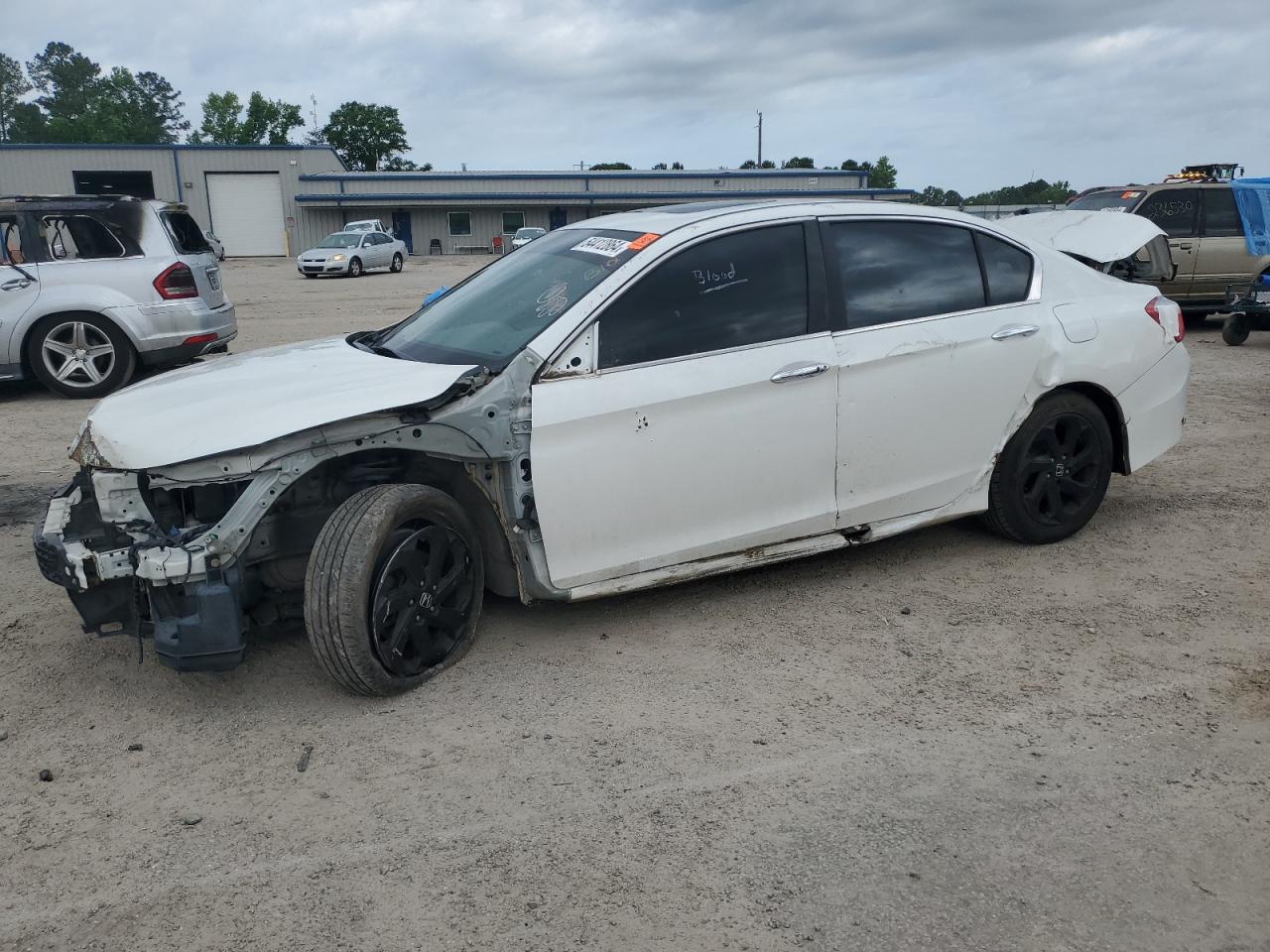 1HGCR2F74HA072782 2017 Honda Accord Ex