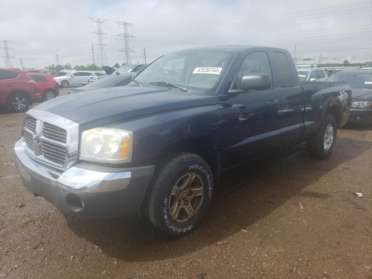 Lot #2895532404 2005 DODGE DAKOTA SLT