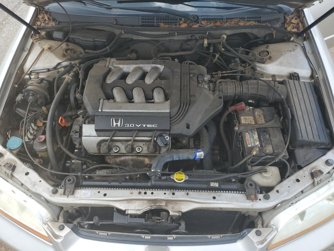 1HGCG1659XA016026 1999 Honda Accord Ex