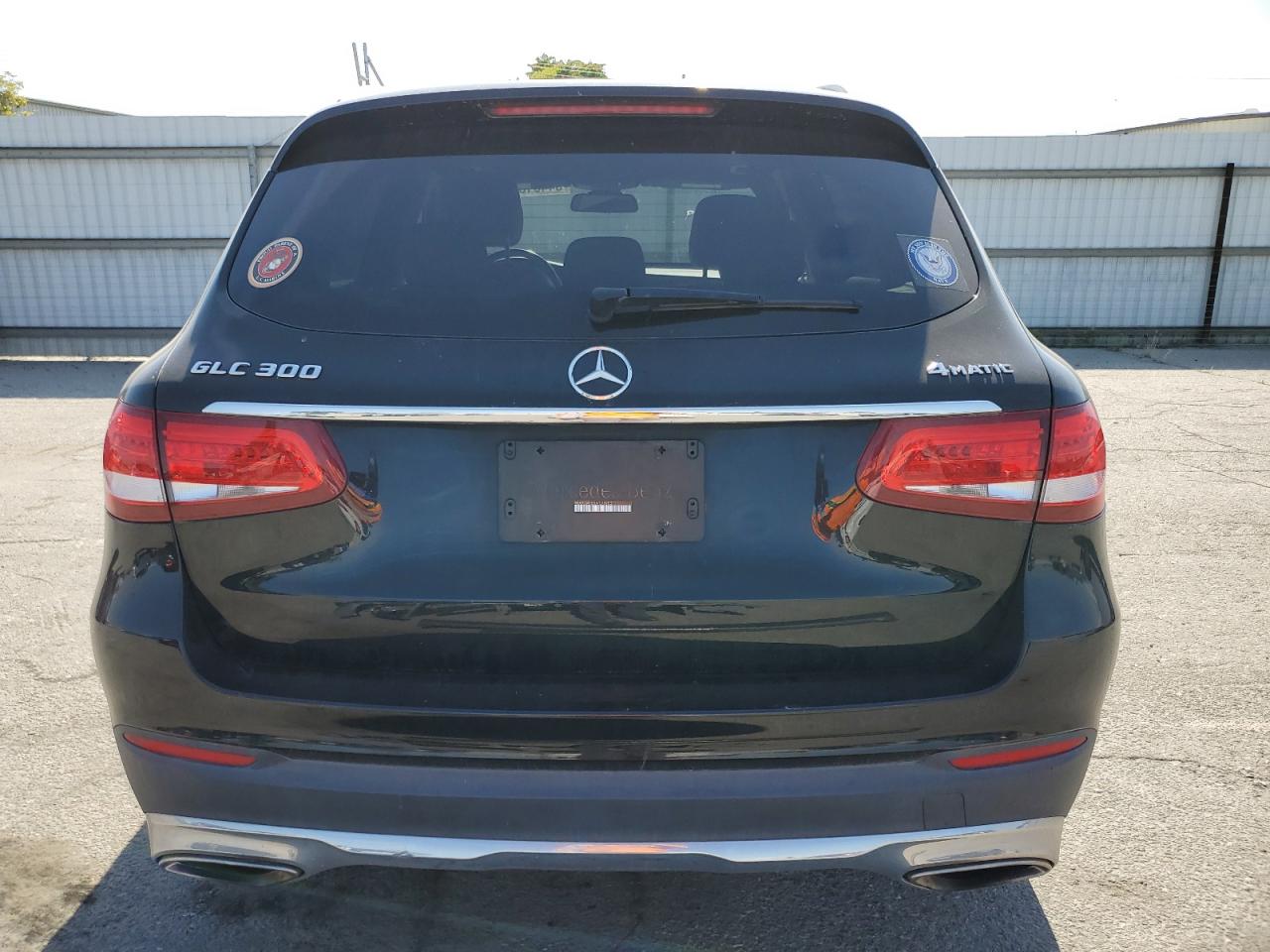 WDC0G4KB6JV098953 2018 Mercedes-Benz Glc 300 4Matic