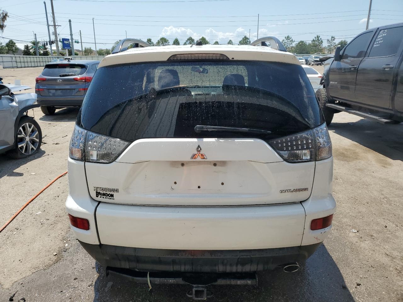 JA4AS2AW9AZ013978 2010 Mitsubishi Outlander Es