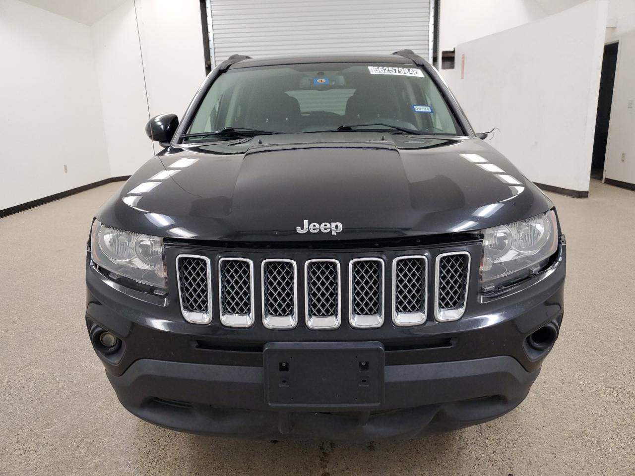 1C4NJDEB5GD746368 2016 Jeep Compass Latitude