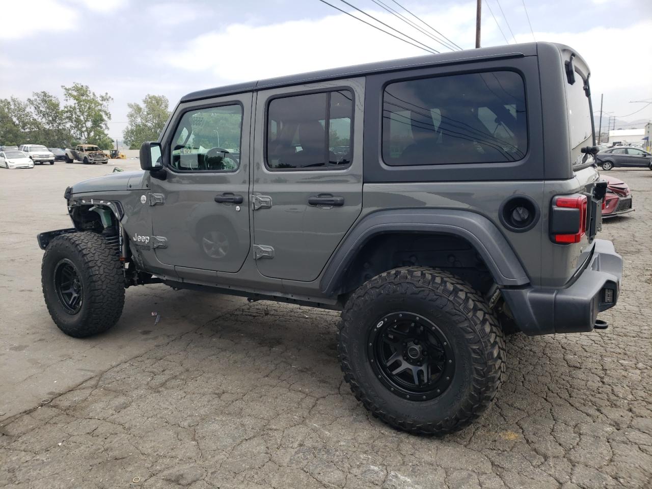 2020 Jeep Wrangler Unlimited Sport vin: 1C4HJXDG3LW284421