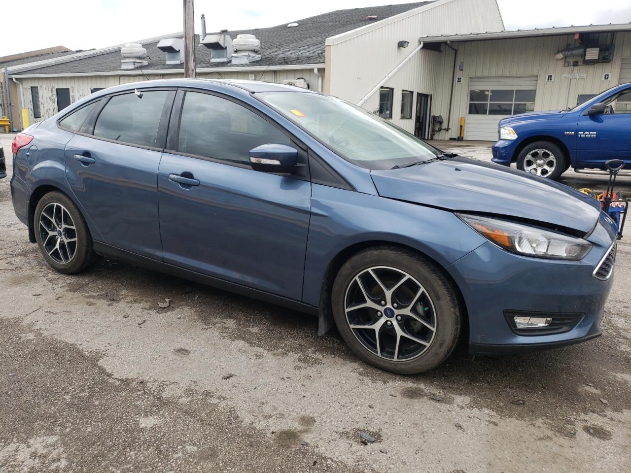 2018 Ford Focus Sel vin: 1FADP3H2XJL209787