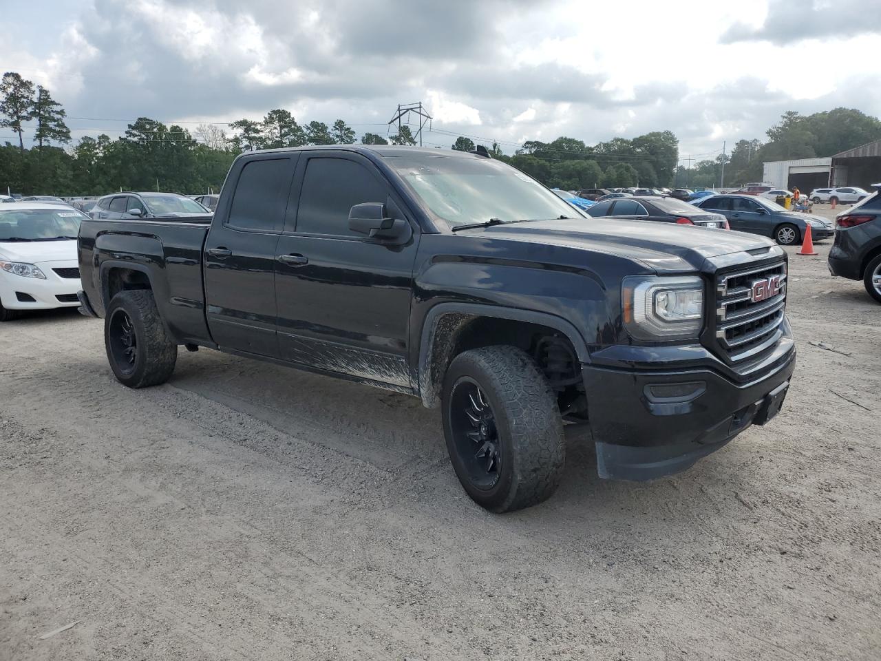 2018 GMC Sierra C1500 vin: 1GTR1LEC4JZ350429