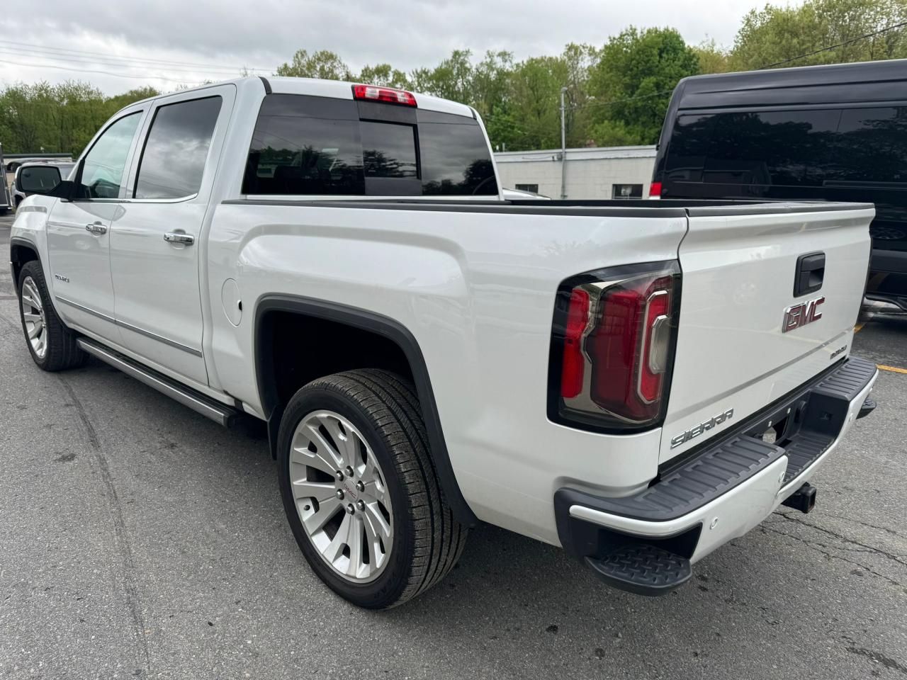 3GTU2PEC8HG108395 2017 GMC Sierra K1500 Denali