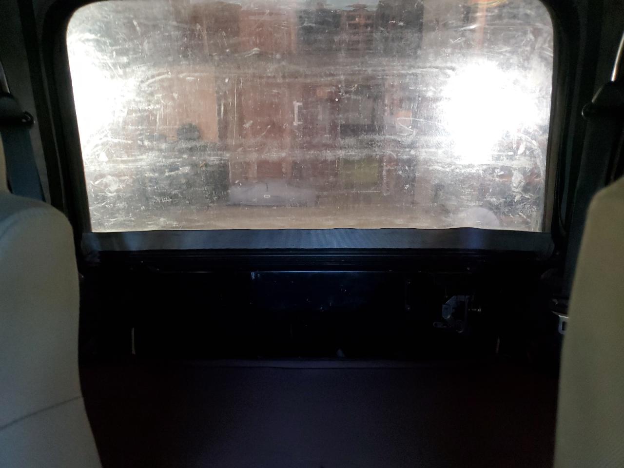 1J4FA59S74P711954 2004 Jeep Wrangler / Tj Sahara