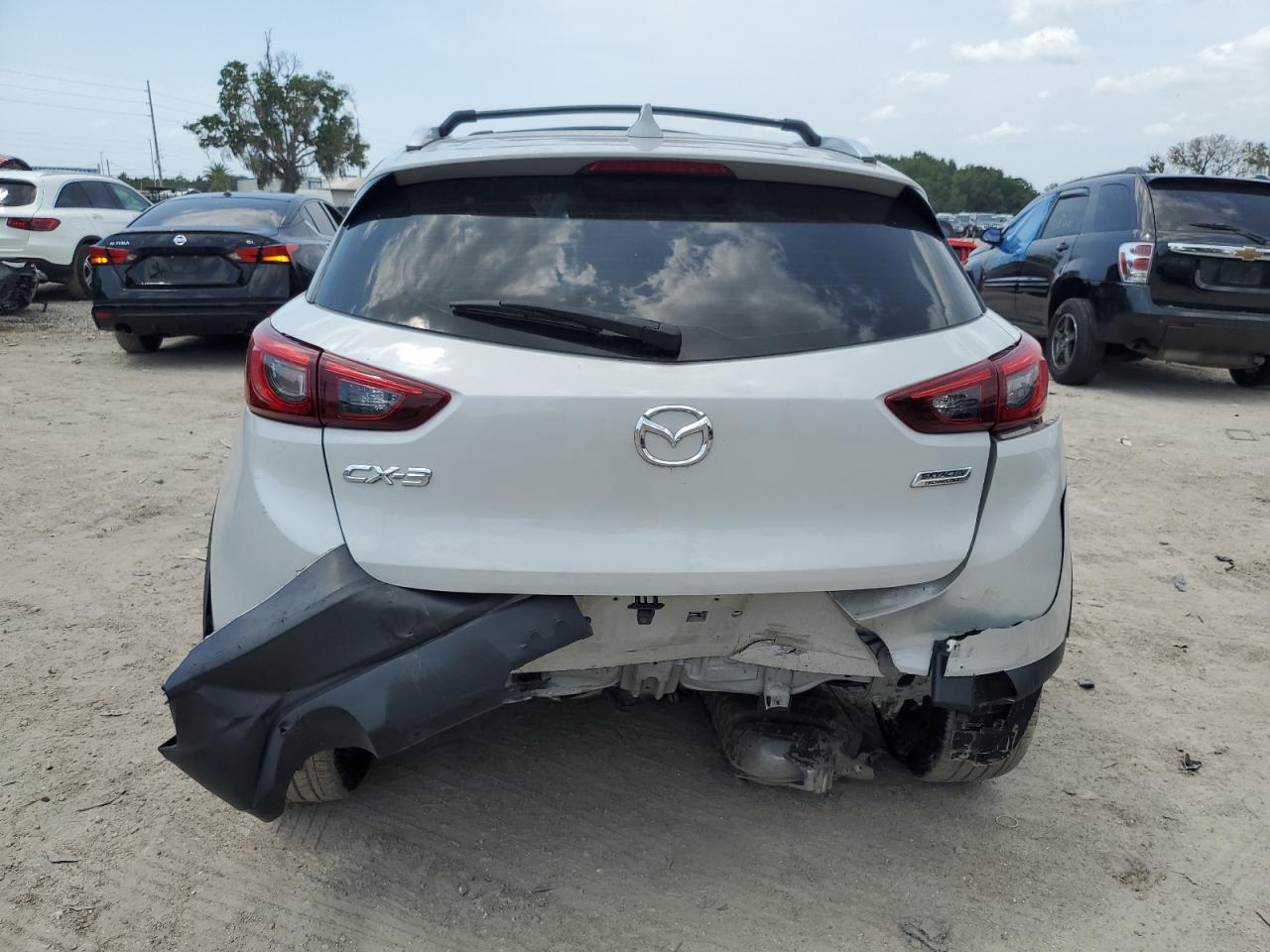 JM1DKDD72J0320884 2018 Mazda Cx-3 Grand Touring