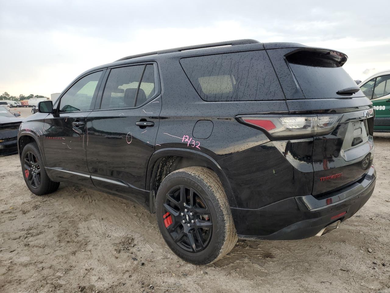 1GNERKKW9KJ190538 2019 Chevrolet Traverse Premier