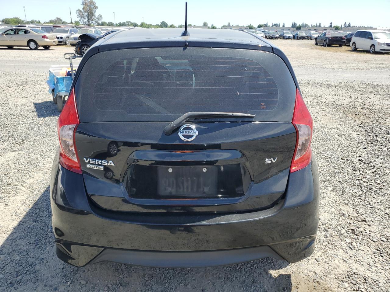 3N1CE2CP8JL355539 2018 Nissan Versa Note S