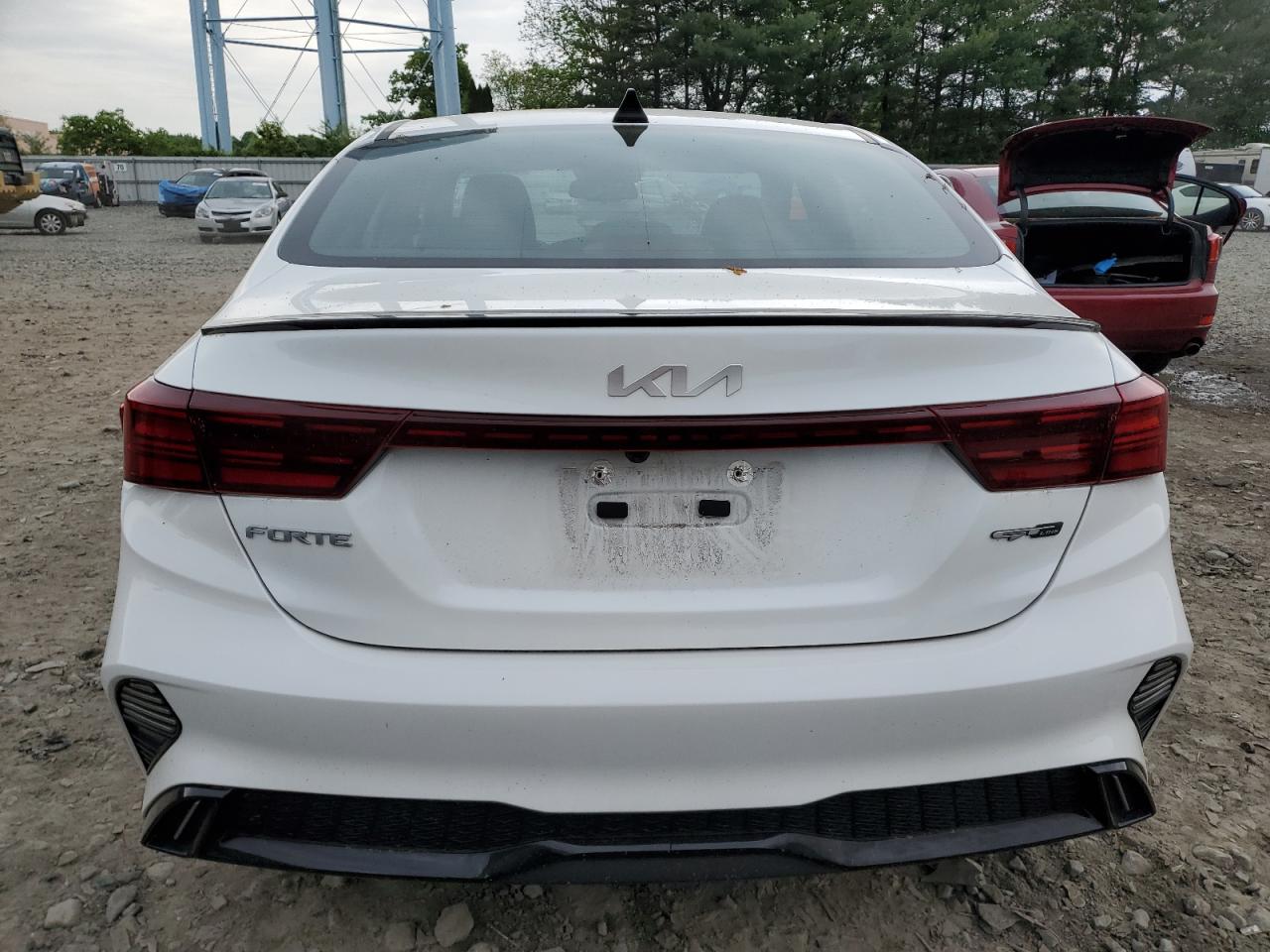 3KPF54AD9NE498105 2022 Kia Forte Gt Line