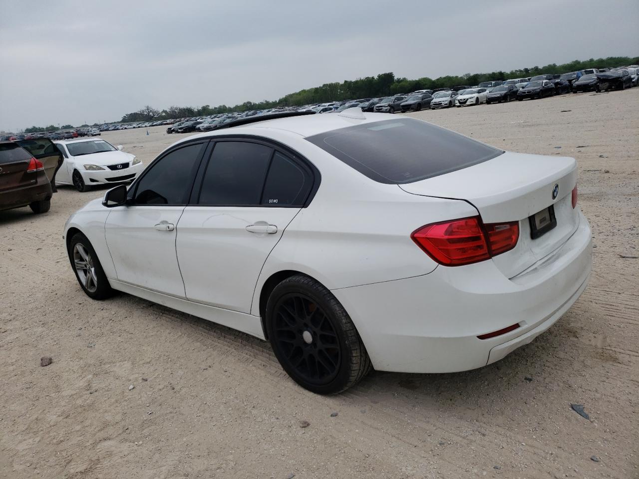 2015 BMW 328 I vin: WBA3A5G5XFNS83122