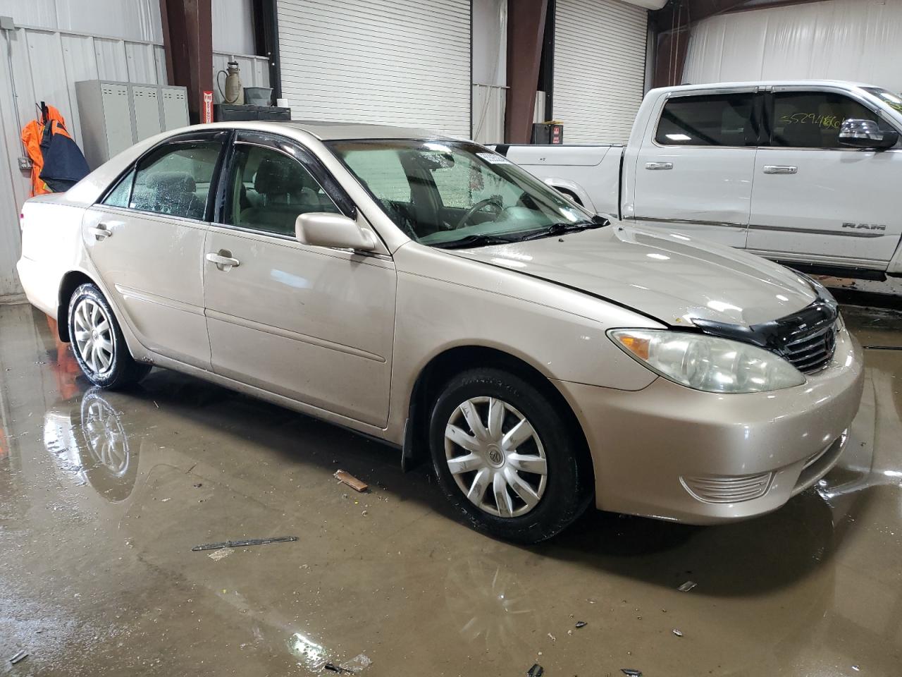 4T1BE30K25U952071 2005 Toyota Camry Le