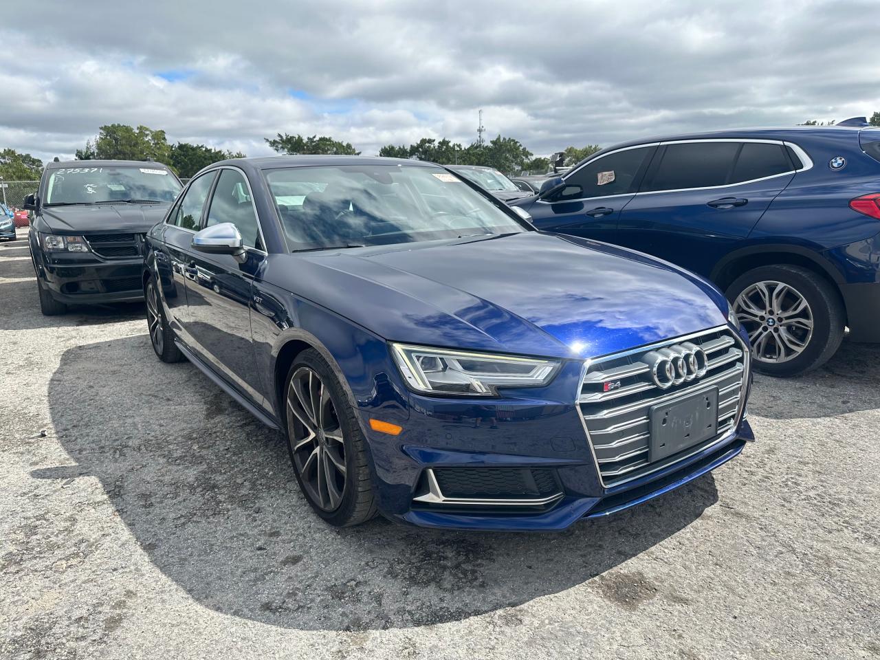 WAUB4AF43JA001908 2018 Audi S4 Premium Plus