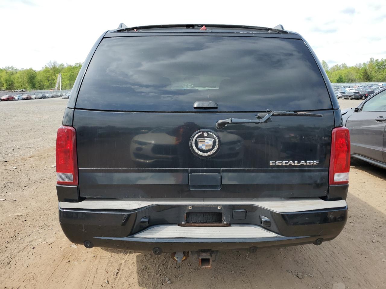 1GYEK63N35R266068 2005 Cadillac Escalade Luxury