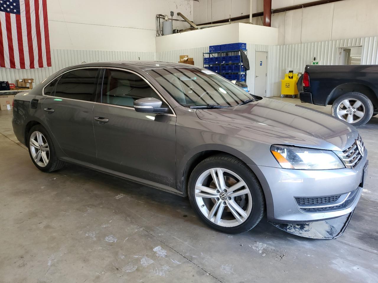 1VWBN7A38DC130525 2013 Volkswagen Passat Se