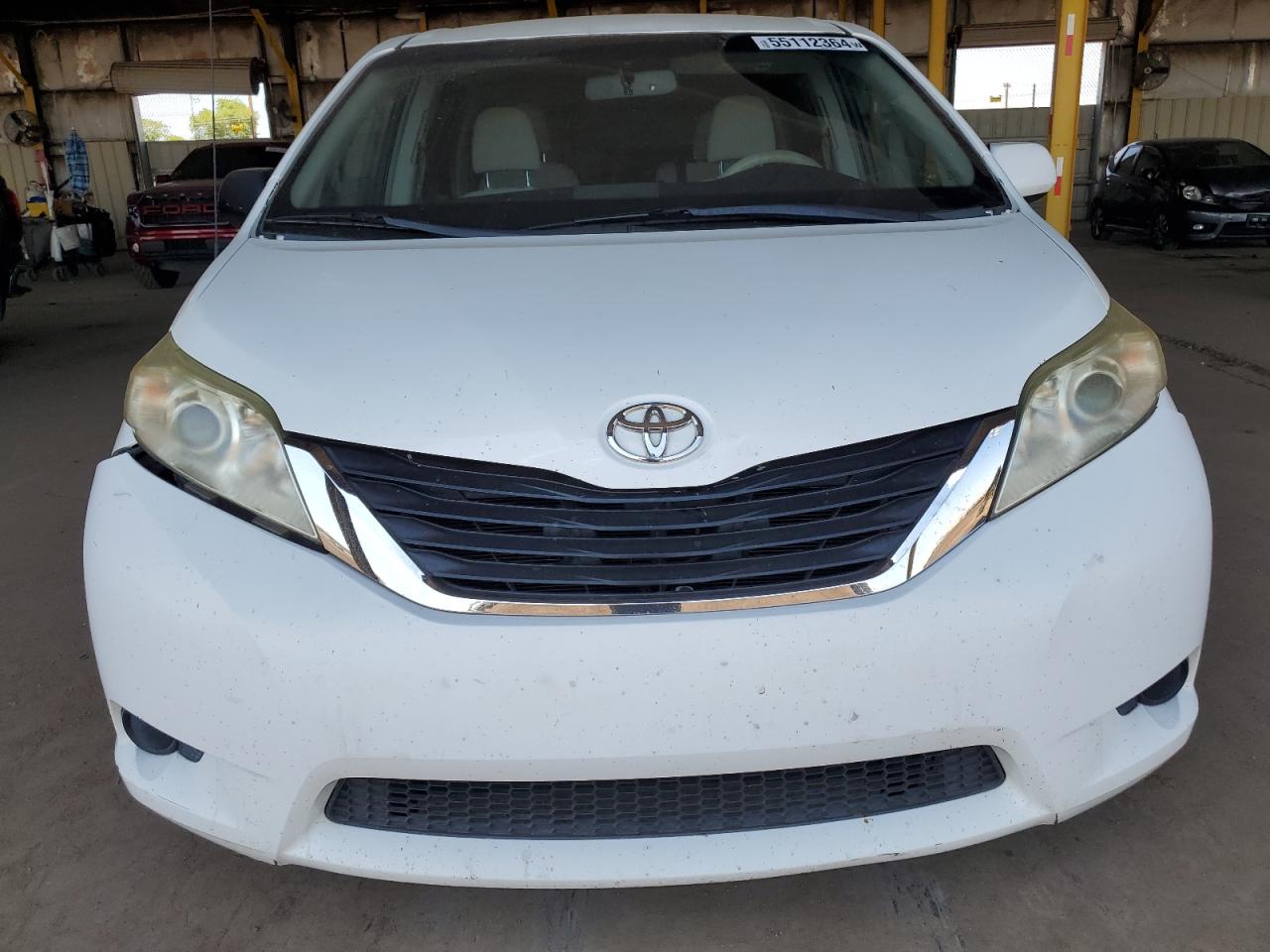 5TDKK3DC5CS223015 2012 Toyota Sienna Le