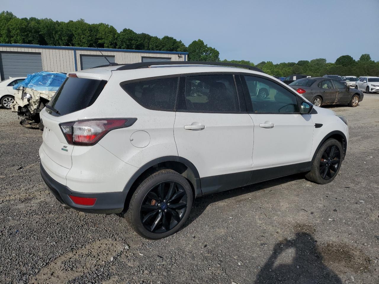 2017 Ford Escape Se vin: 1FMCU0GD8HUA84143