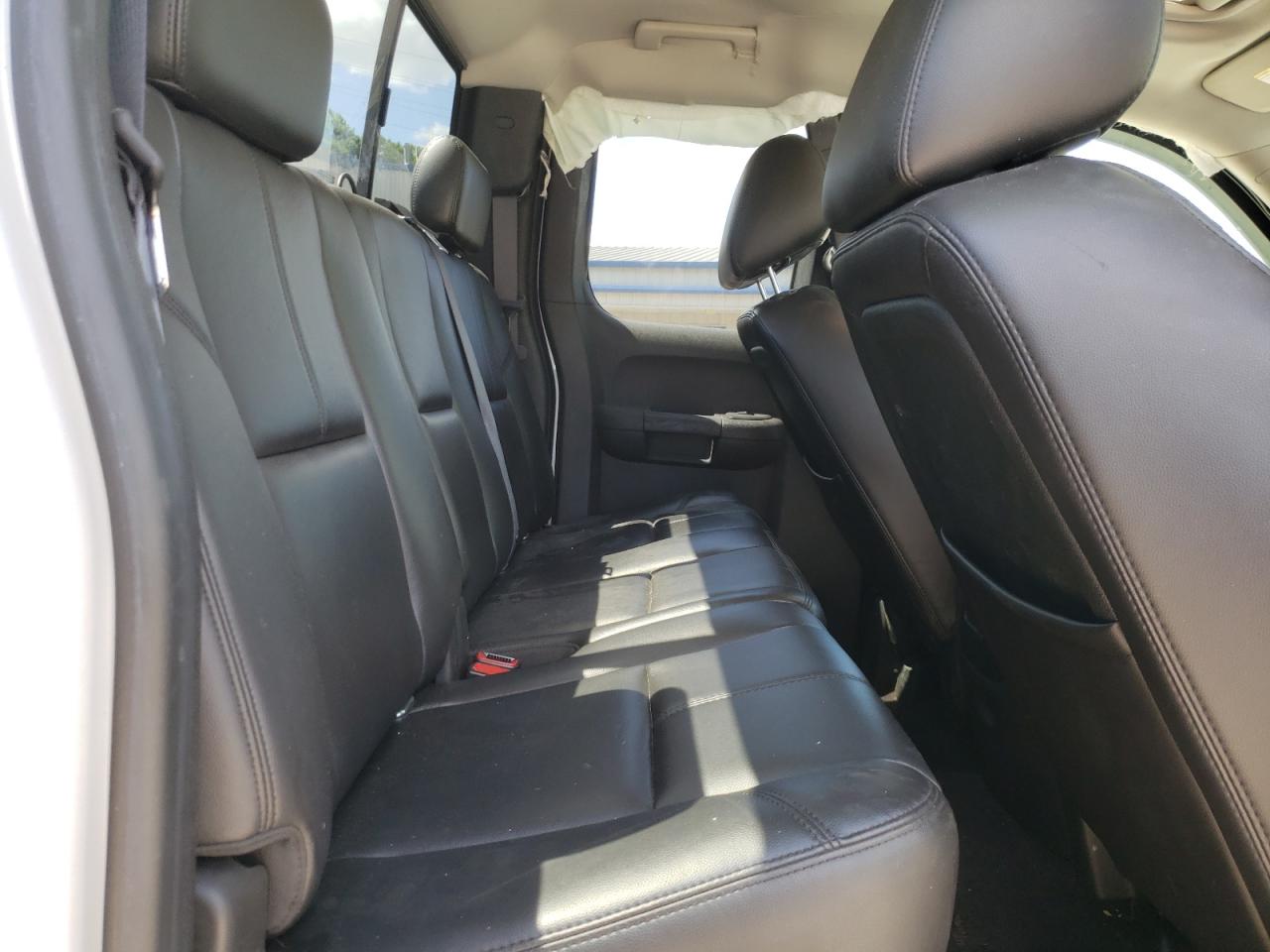 1GCRKTE34BZ147071 2011 Chevrolet Silverado K1500 Ltz