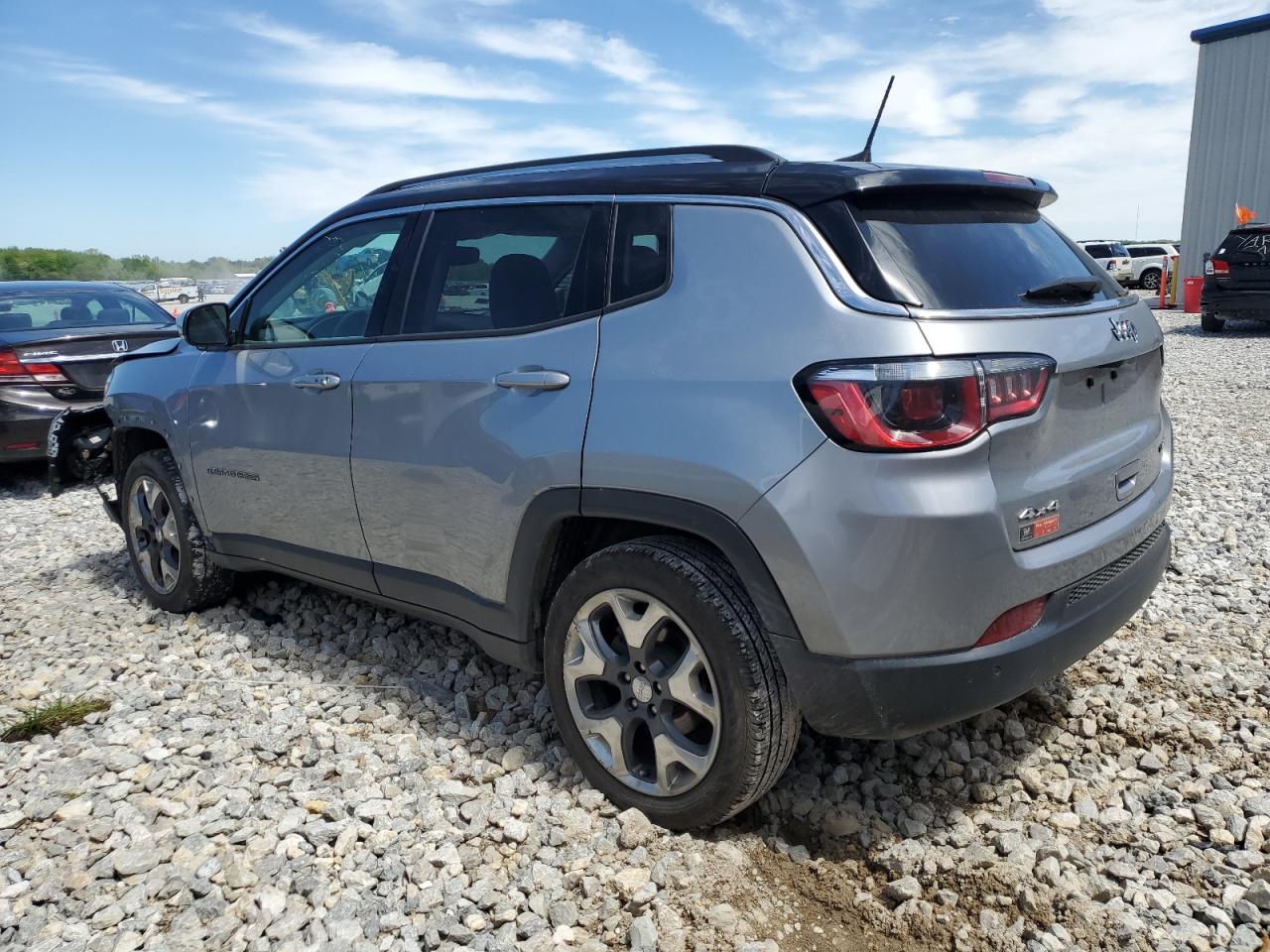 2018 Jeep Compass Limited vin: 3C4NJDCB9JT222211