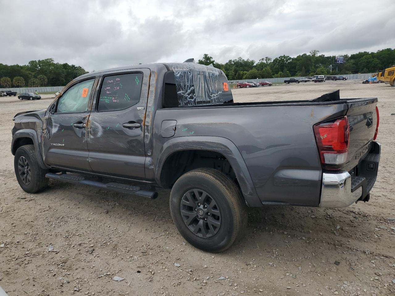 5TFAZ5CN4MX107676 2021 Toyota Tacoma Double Cab