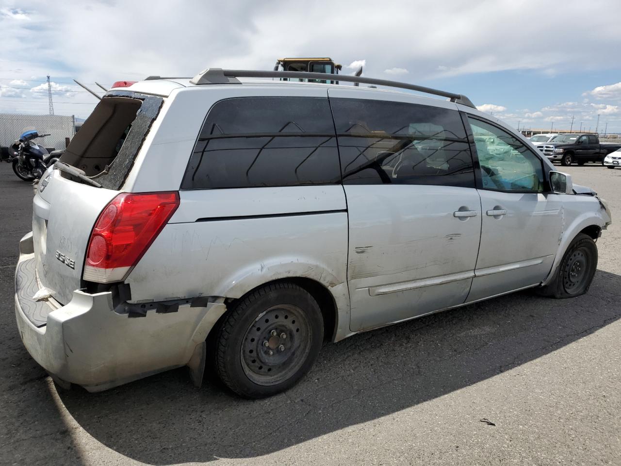 5N1BV28U15N121462 2005 Nissan Quest S