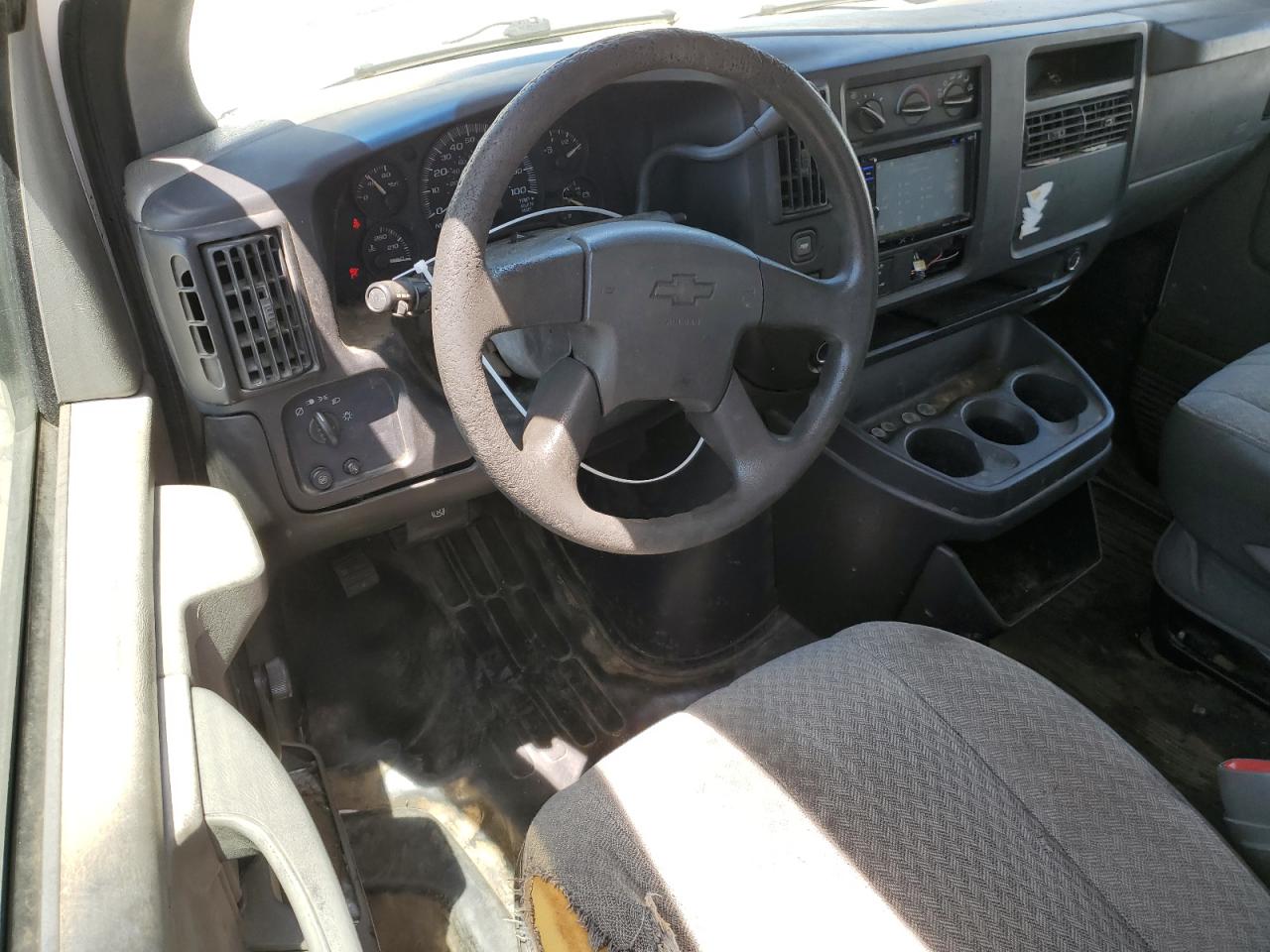 1GBHG31U751132874 2005 Chevrolet Express G3500