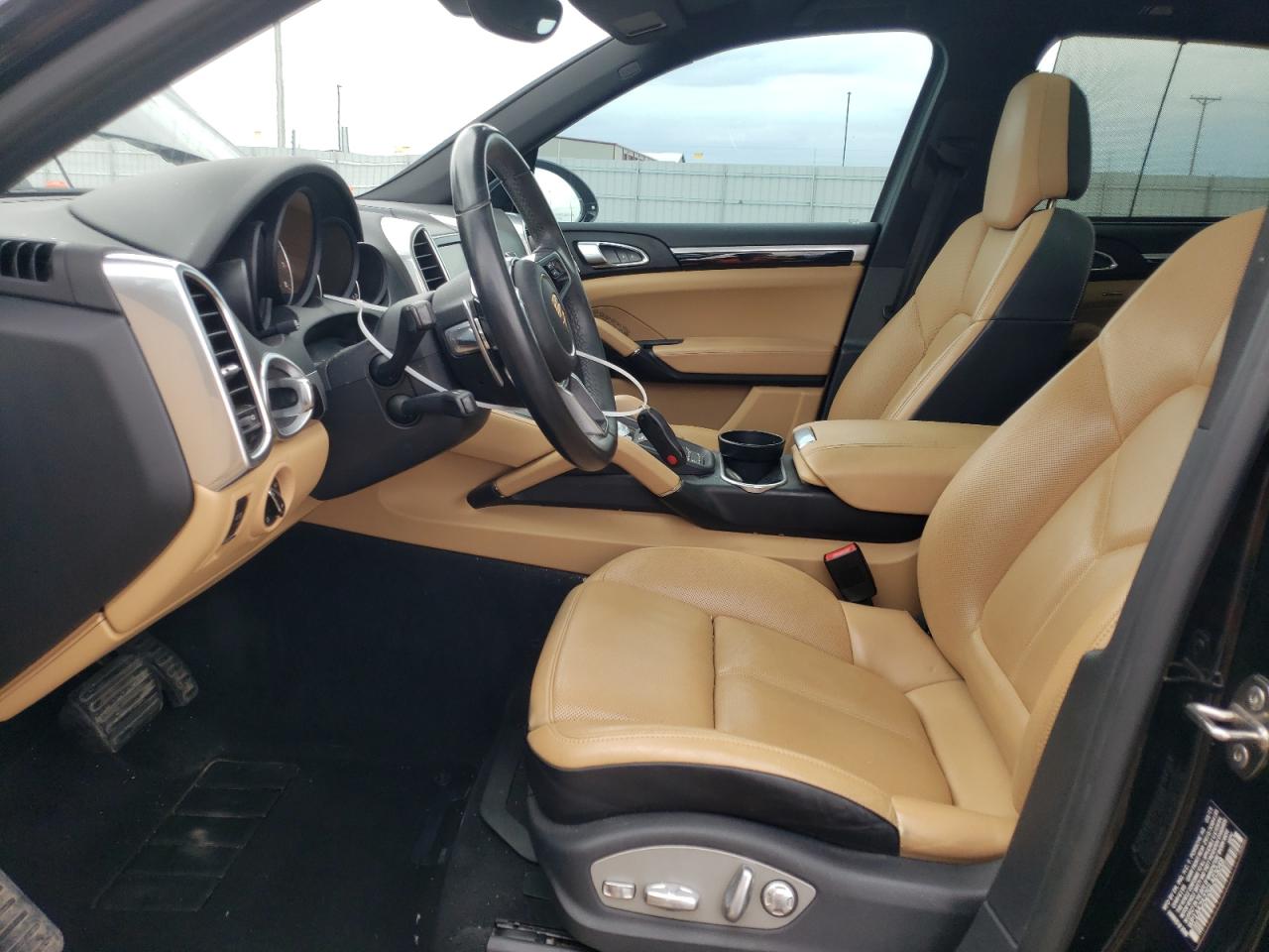 WP1AA2A22GLA03048 2016 Porsche Cayenne