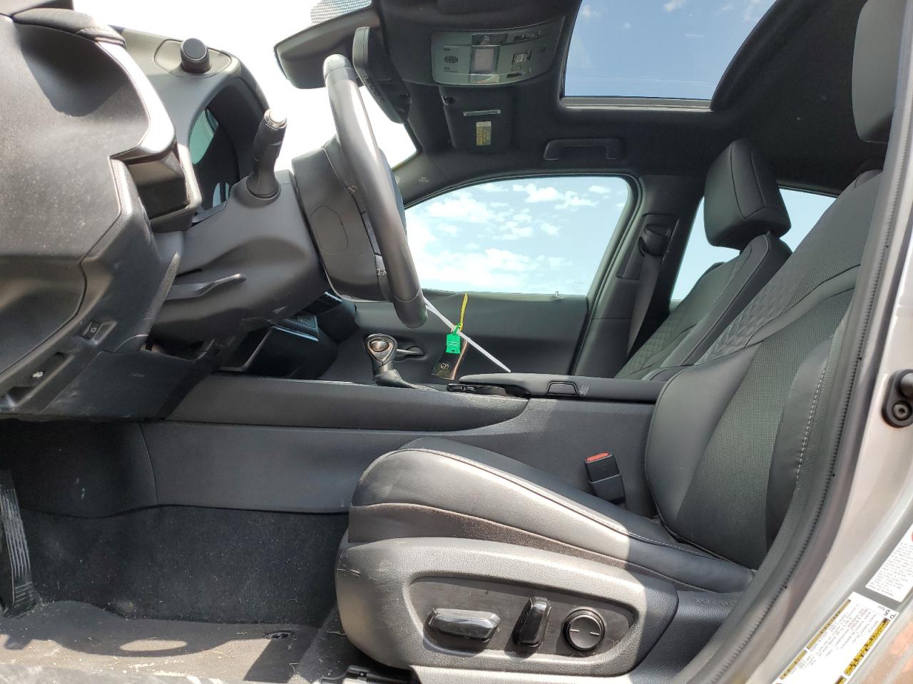 JTHY3JBH9K2016786 2019 Lexus Ux 200