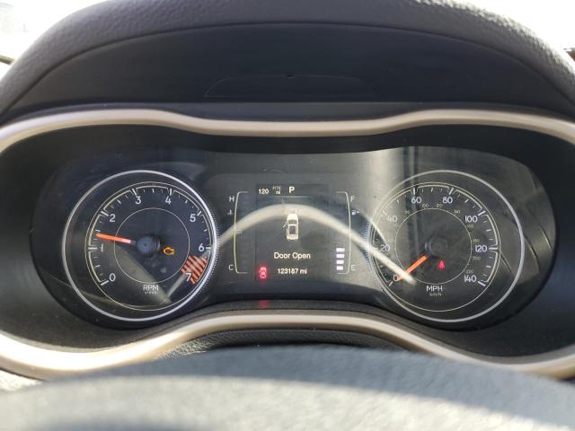 2015 Jeep Cherokee Latitude VIN: 1C4PJLCB4FW655570 Lot: 55360734