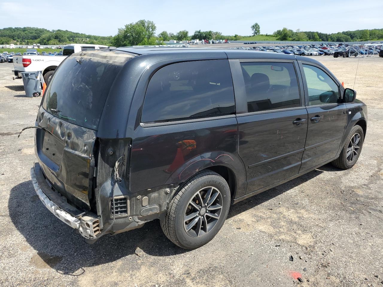 2C4RDGBG8ER285381 2014 Dodge Grand Caravan Se