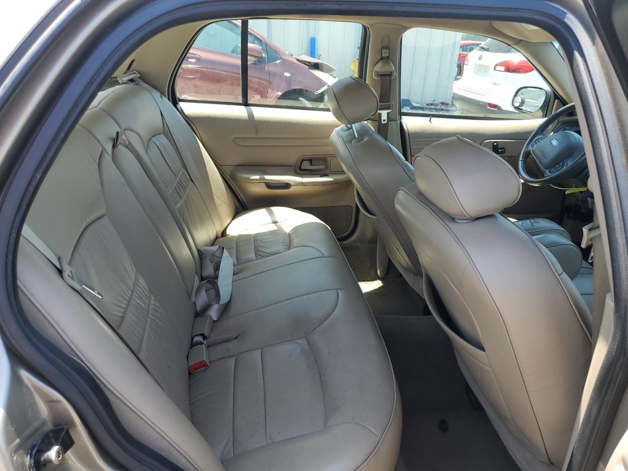 2FAFP74W92X108642 2002 Ford Crown Victoria Lx