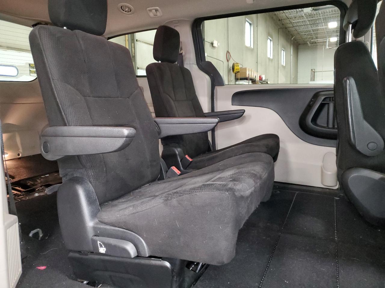 2C4RDGCG0CR139665 2012 Dodge Grand Caravan Sxt