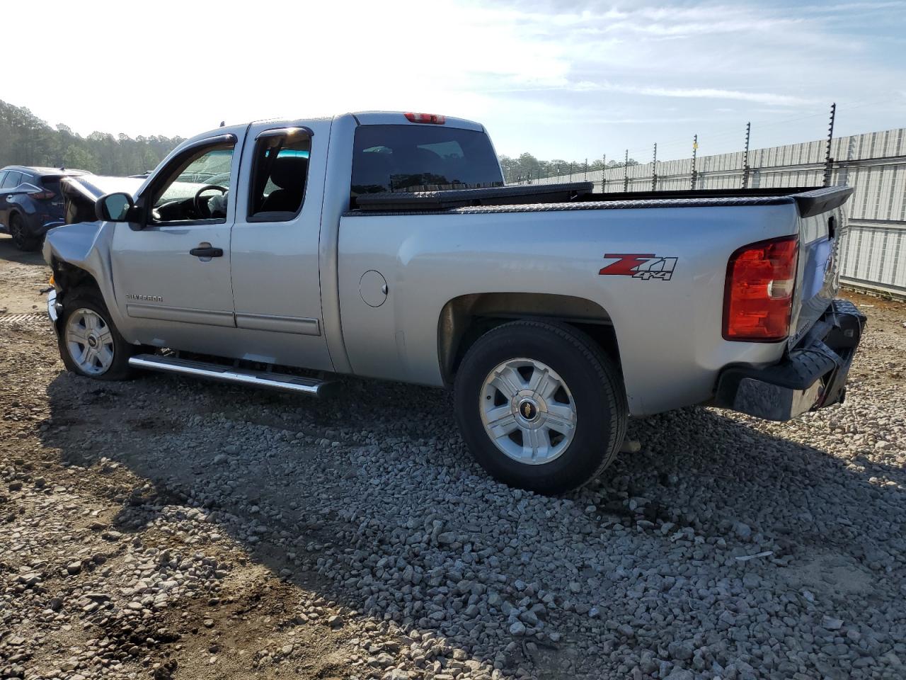 1GCRKSE74DZ106391 2013 Chevrolet Silverado K1500 Lt