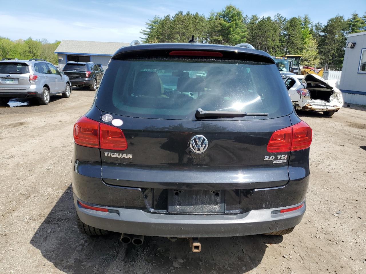 WVGBV7AX3CW538896 2012 Volkswagen Tiguan S