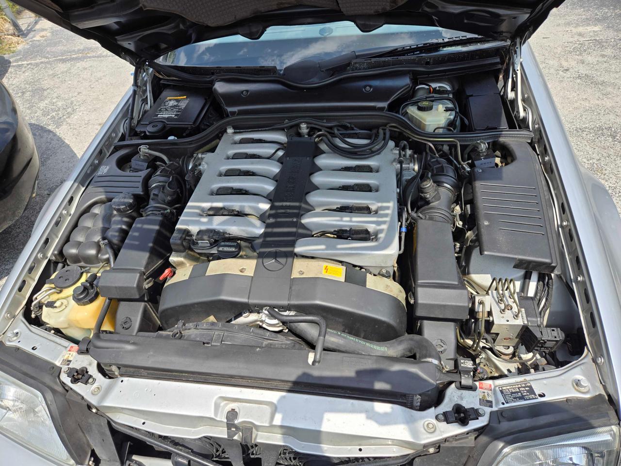 wdbfa76f2xf177702 WDBFA76F2XF177702 1999 Mercedes-Benz Sl 600
