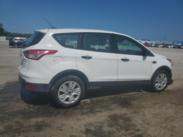 2016 Ford Escape S VIN: 1FMCU0F76GUA60272 Lot: 56622154