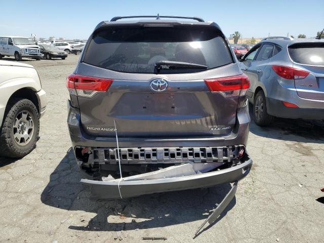 2018 Toyota Highlander Se VIN: 5TDJZRFHXJS861177 Lot: 56675934