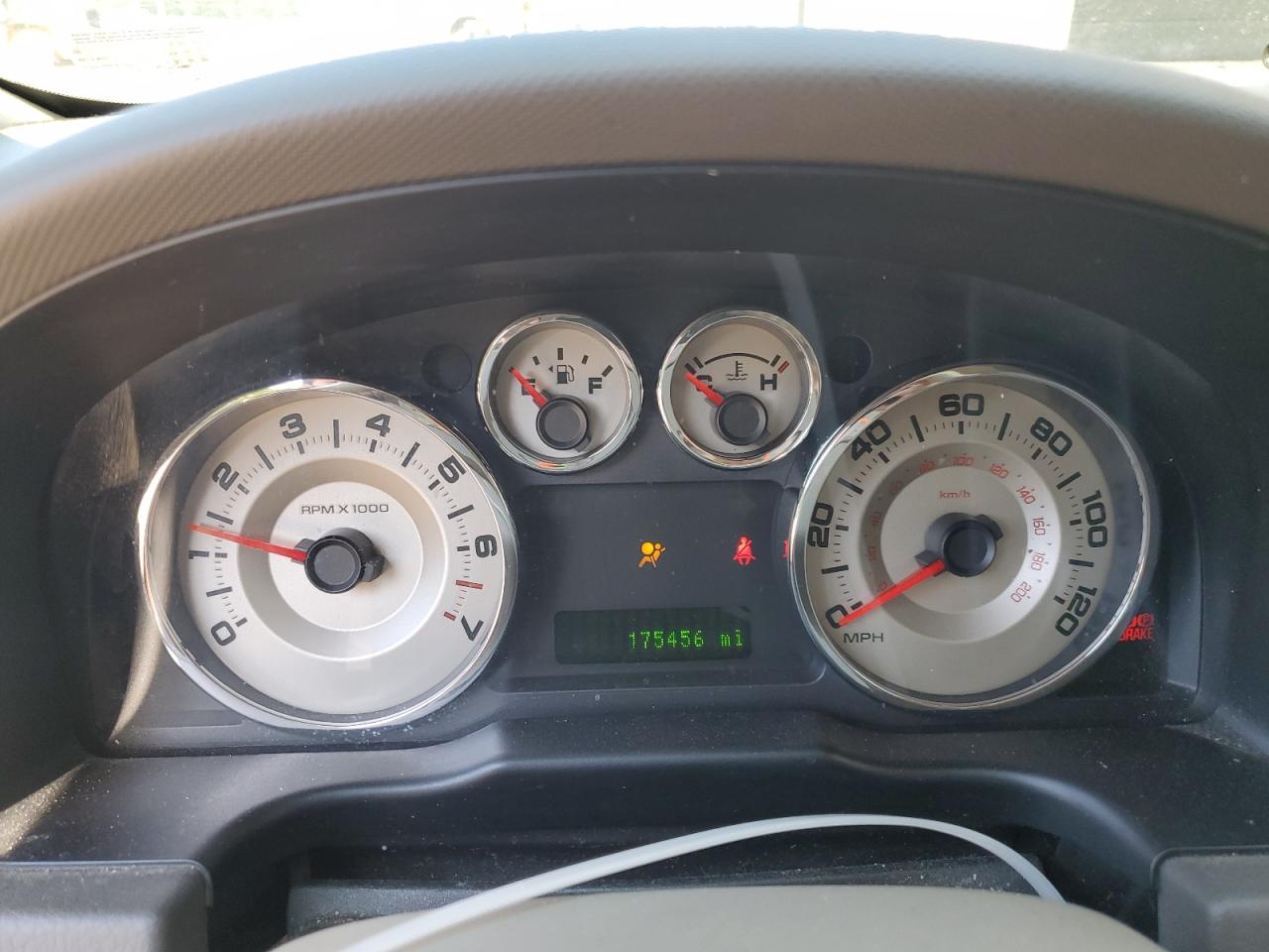 2FMDK48CX8BB30696 2008 Ford Edge Sel