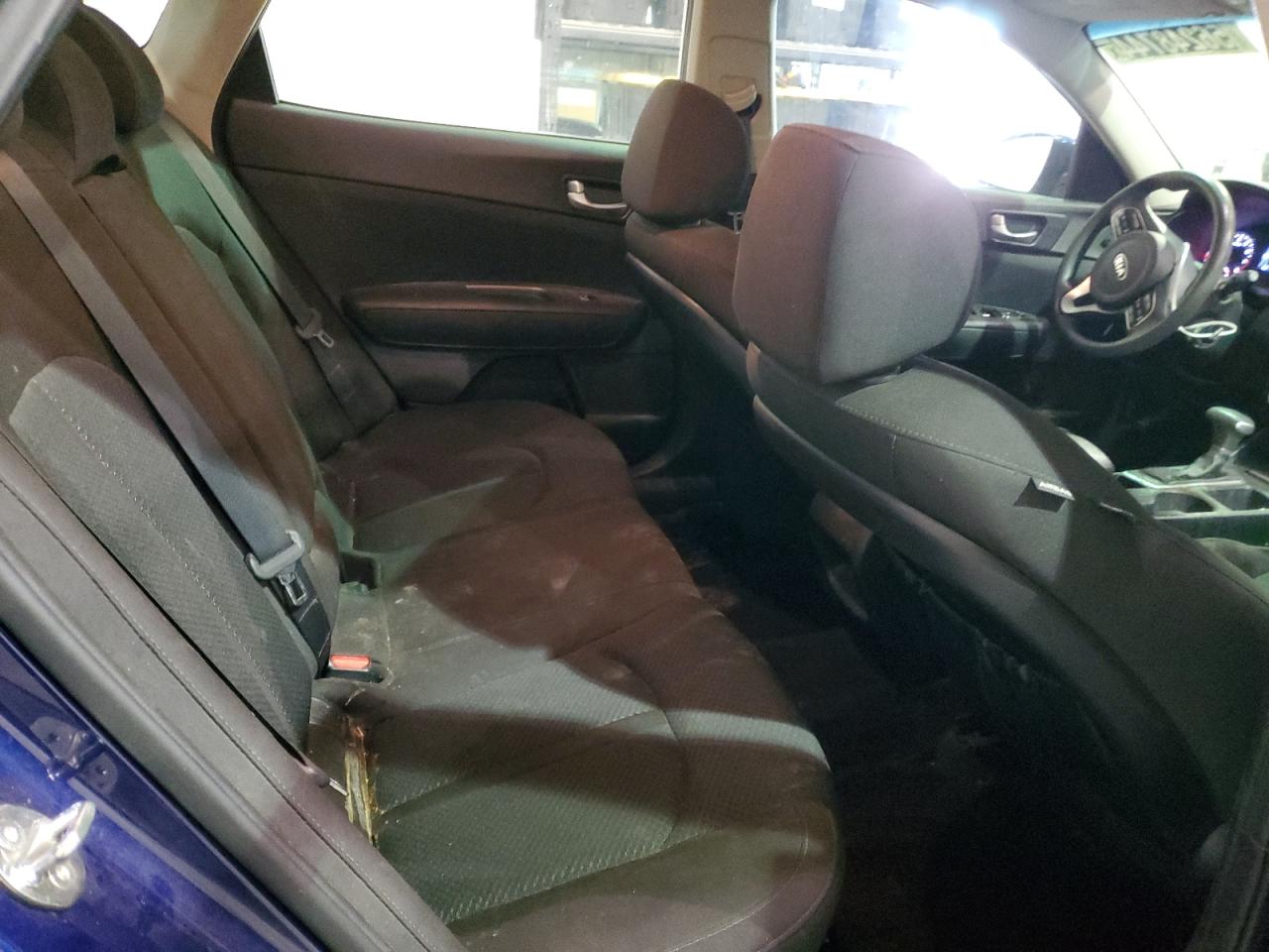 5XXGT4L33JG272335 2018 Kia Optima Lx