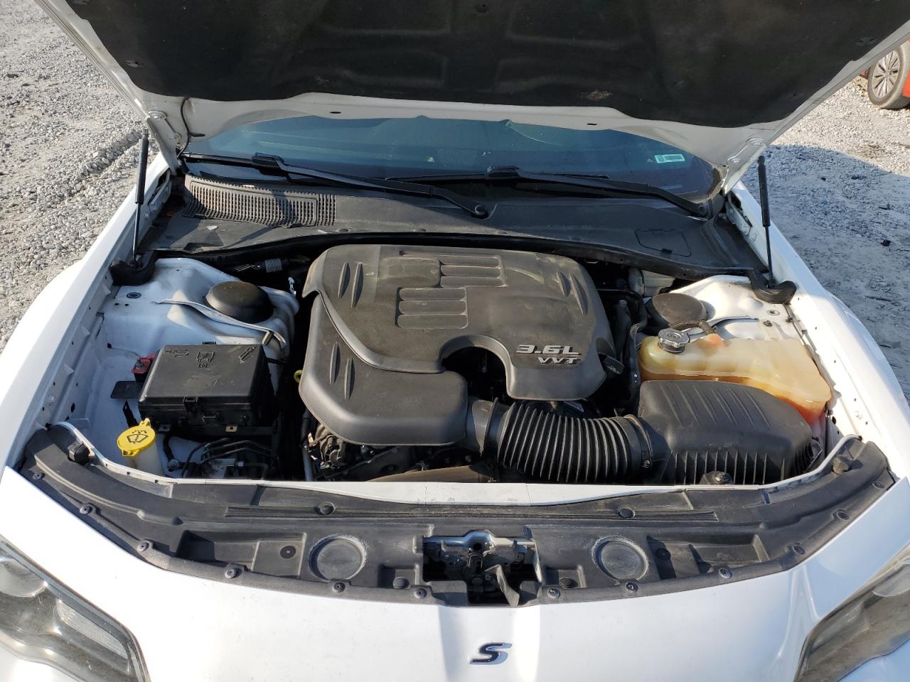 2C3CCABG4FH815623 2015 Chrysler 300 S