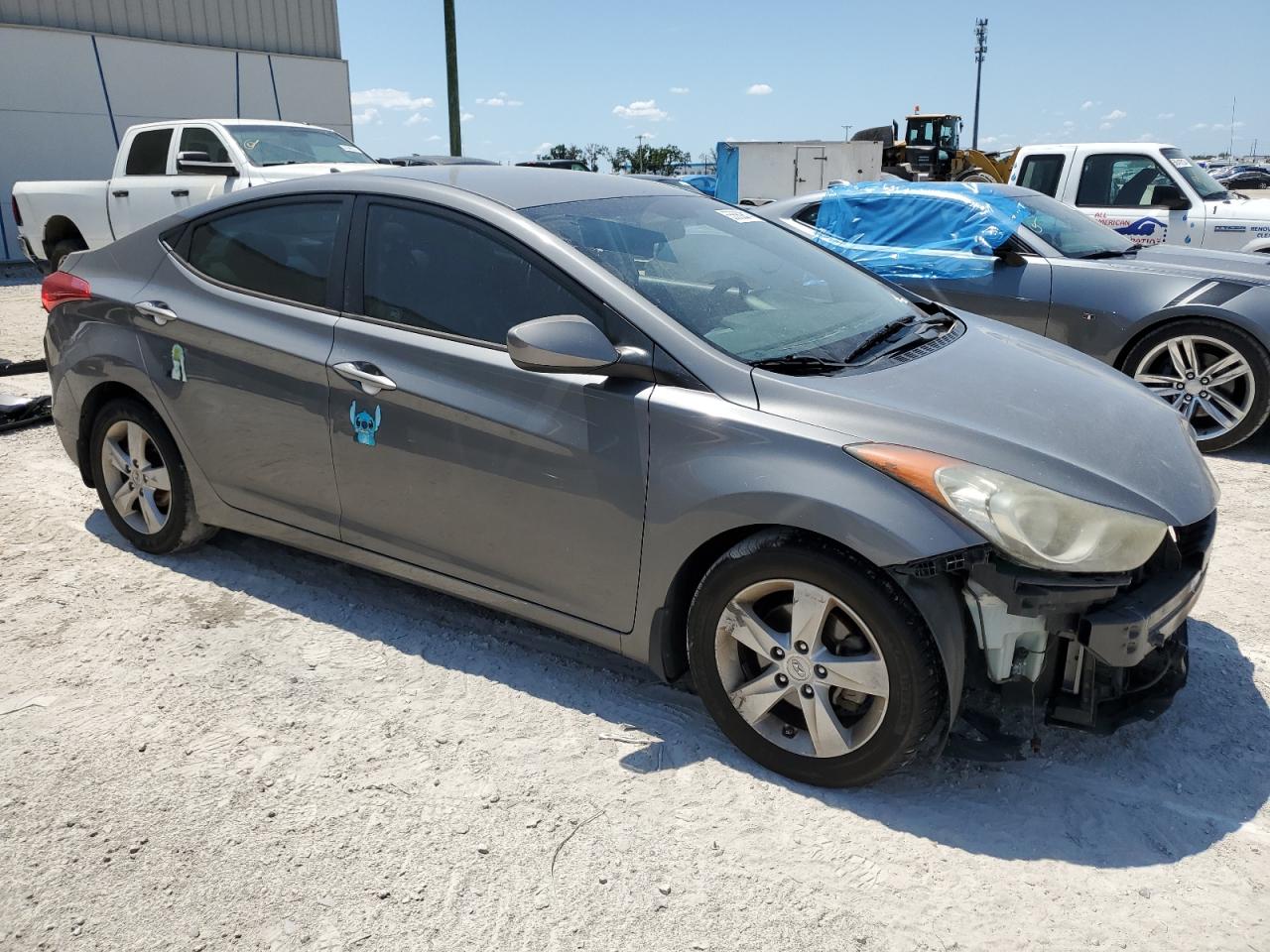 5NPDH4AE8DH330800 2013 Hyundai Elantra Gls