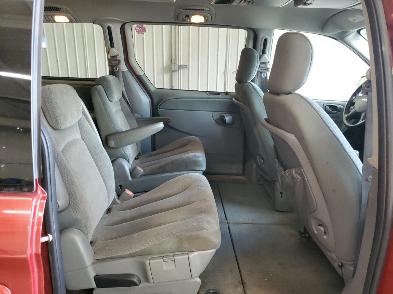 2C4GP54L35R491379 2005 Chrysler Town & Country Touring