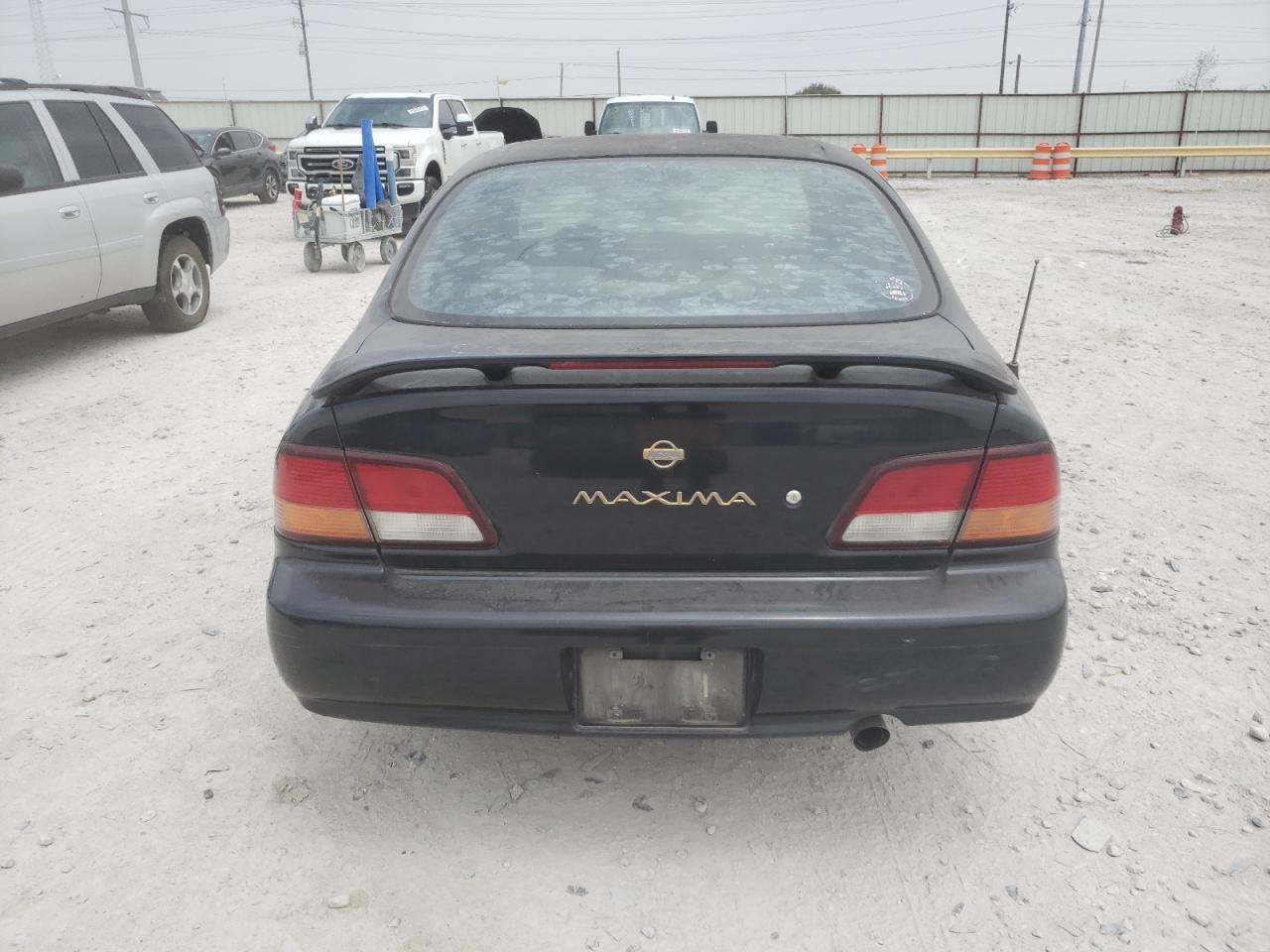 JN1CA21D2VM528214 1997 Nissan Maxima Gle