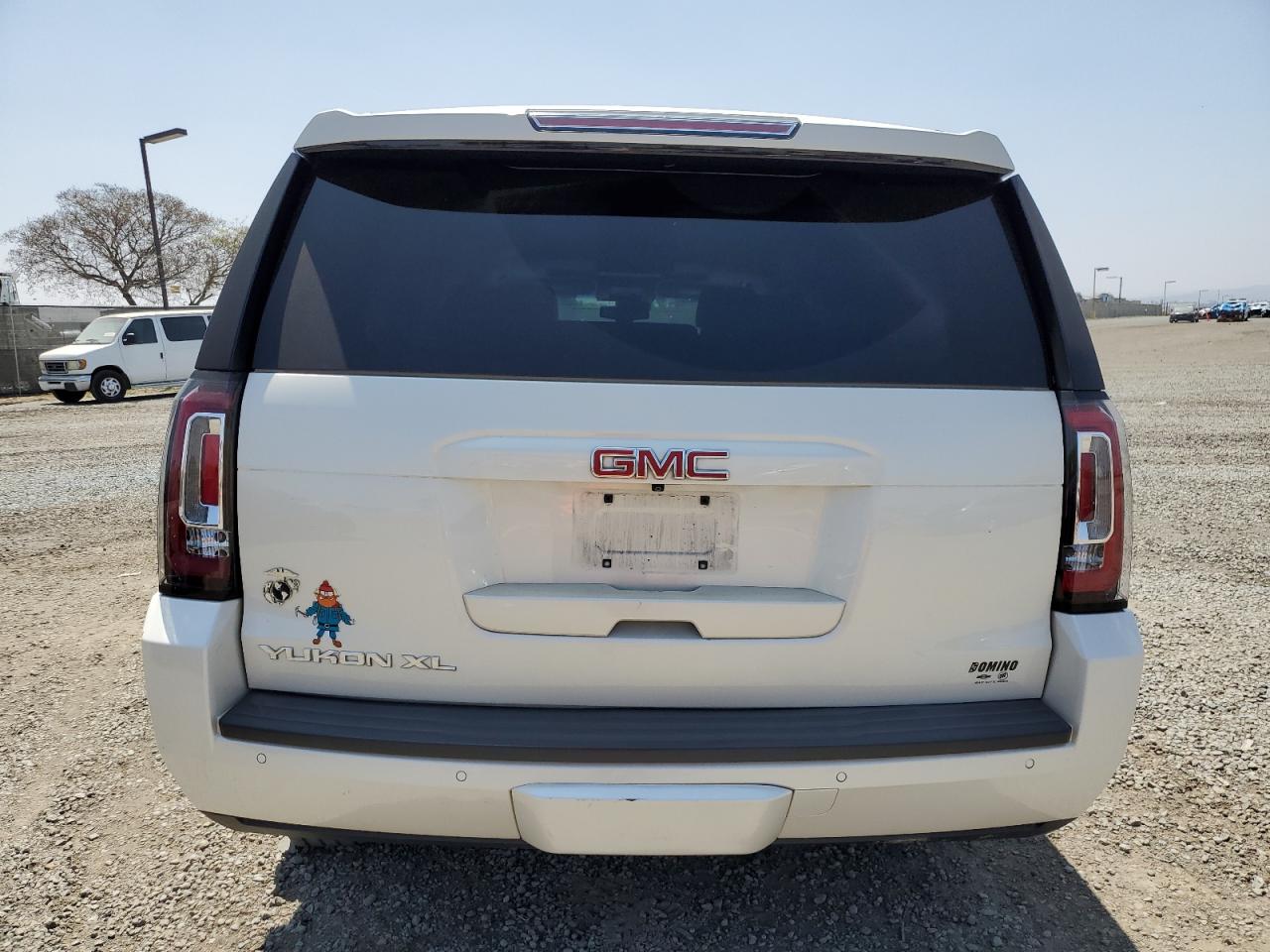 1GKS2HKC8FR202263 2015 GMC Yukon Xl K1500 Slt