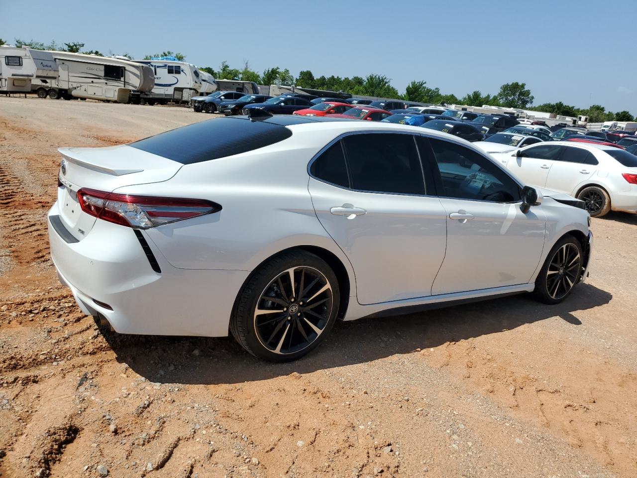 4T1B61HK5JU140893 2018 Toyota Camry Xse