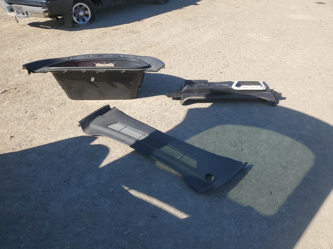 5YJYGDEE2MF276682 2021 Tesla Model Y