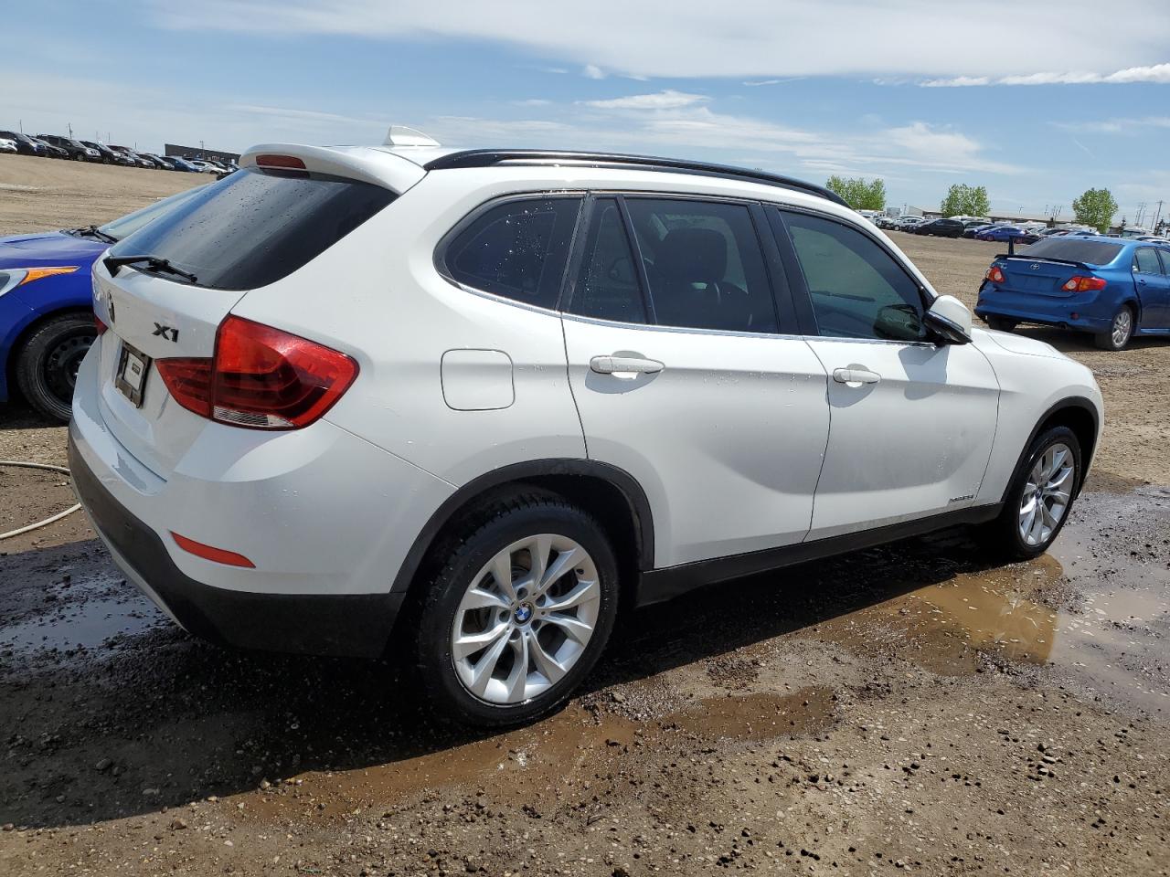 2015 BMW X1 xDrive28I vin: WBAVL1C53FVY25226