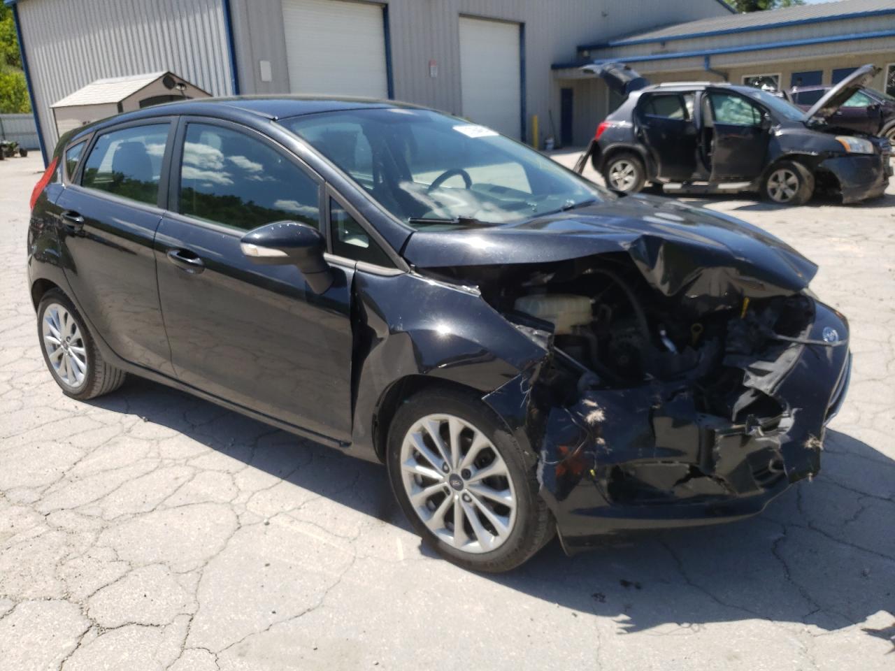 3FADP4EJ4EM145087 2014 Ford Fiesta Se